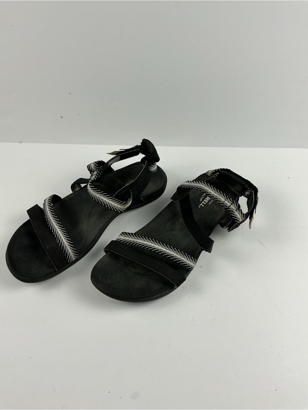 Merrell Black Women's Strappy Sandals with Contrast Braided Straps